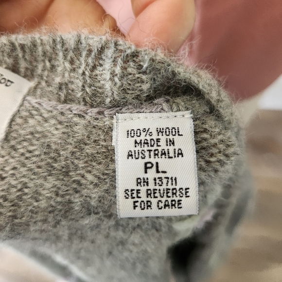 Lord & Taylor Petite Large Vintage Gray Floral Button-Up Wool Cardigan - Picture 7 of 8